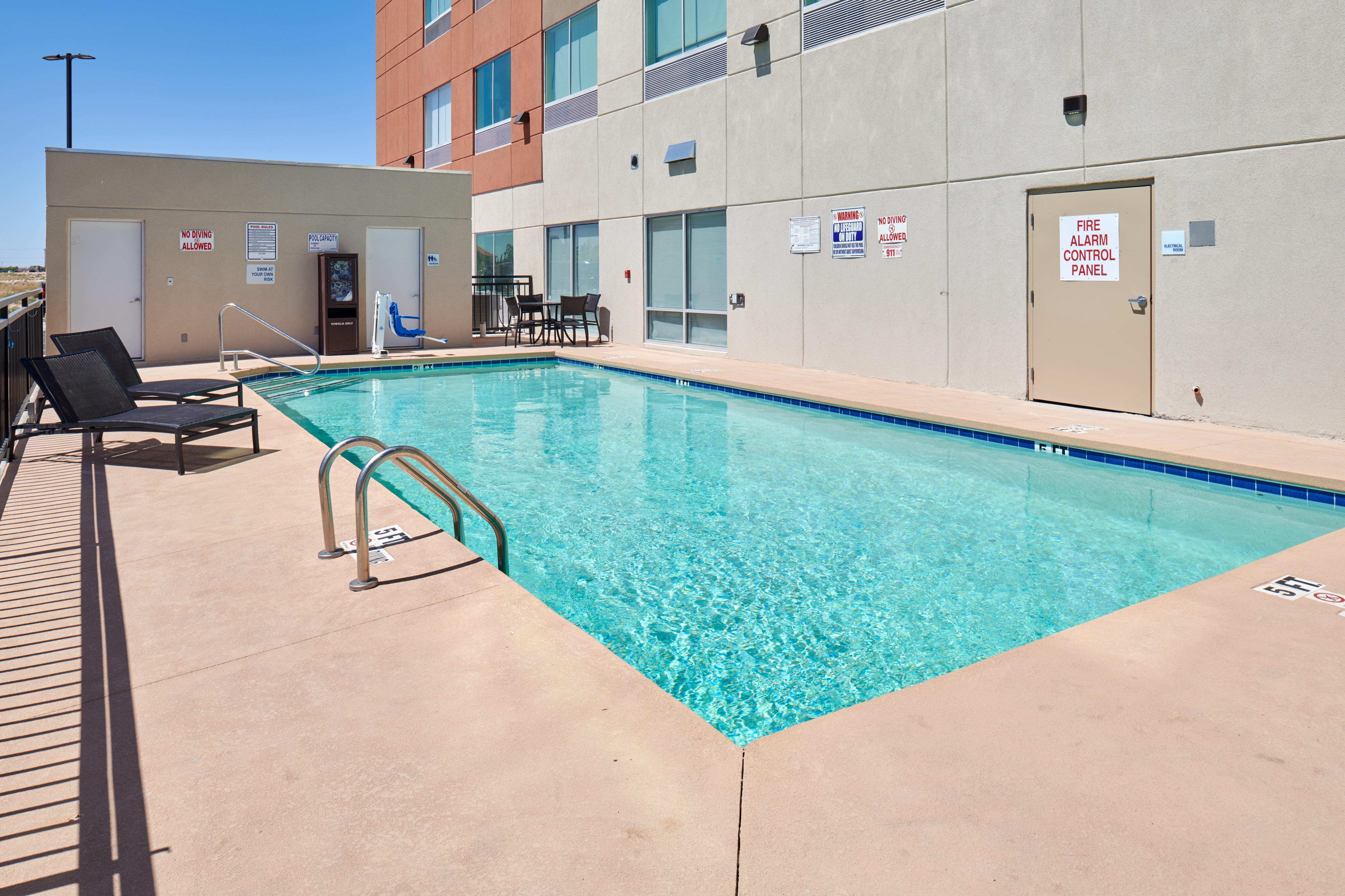 Holiday Inn Express & Suites El Paso East-Loop 375 By Ihg Exterior foto