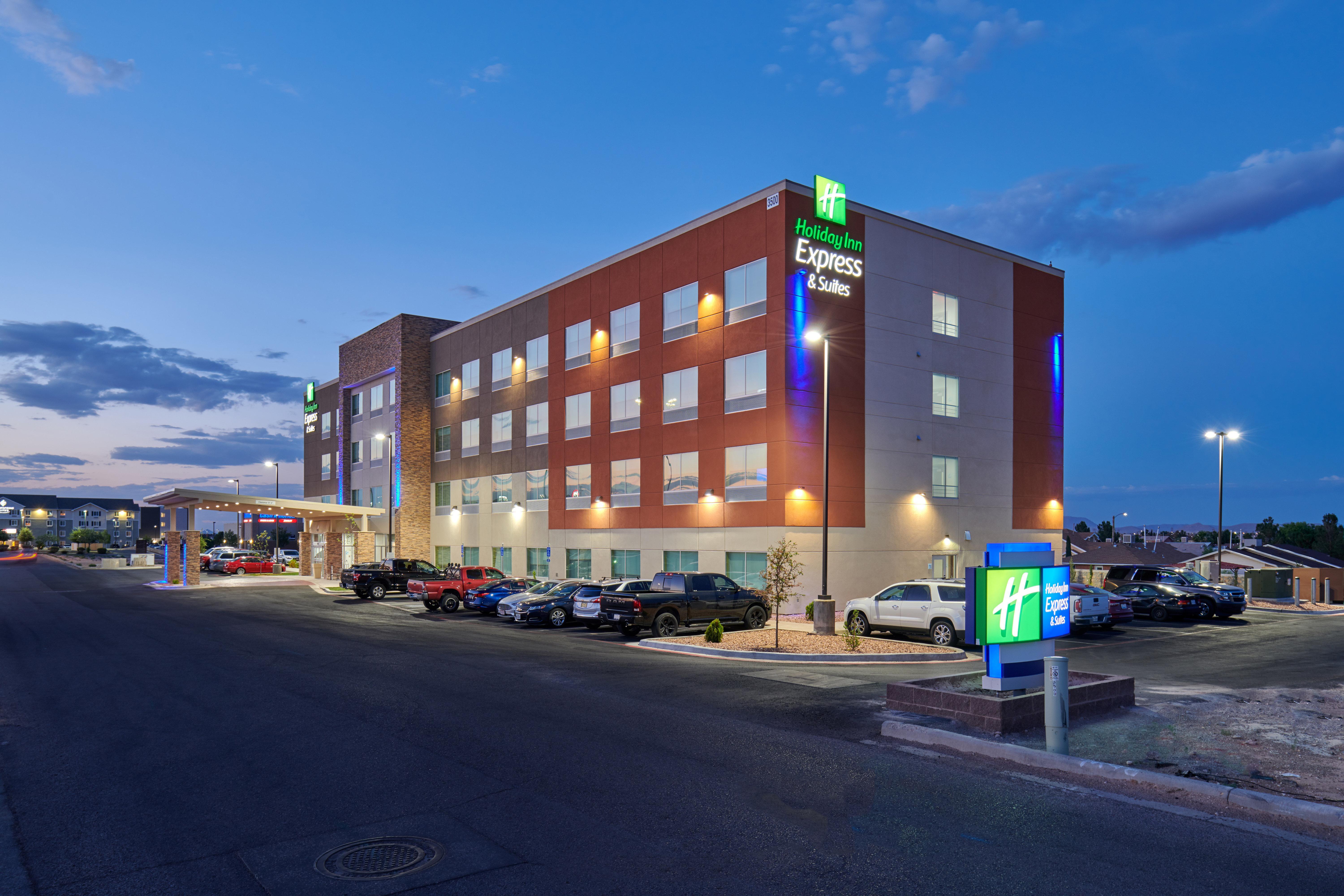Holiday Inn Express & Suites El Paso East-Loop 375 By Ihg Exterior foto